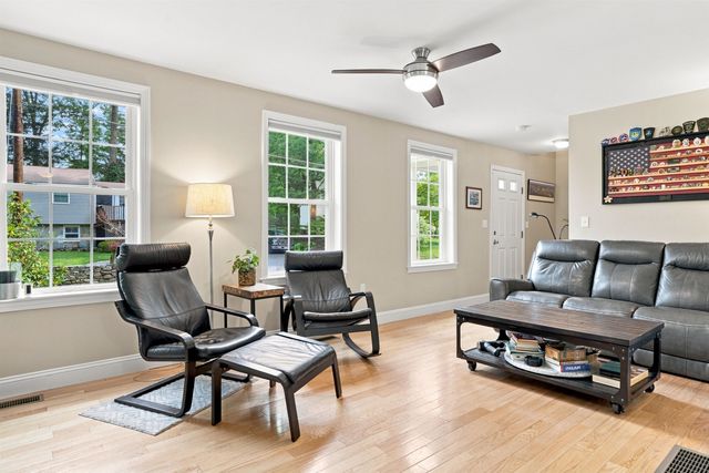 5 John Lane, Merrimack, NH 03054