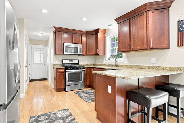 5 John Lane, Merrimack, NH 03054