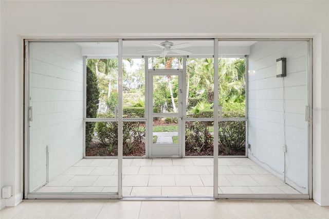 2155 WOOD STREET A14, Sarasota, FL 34237