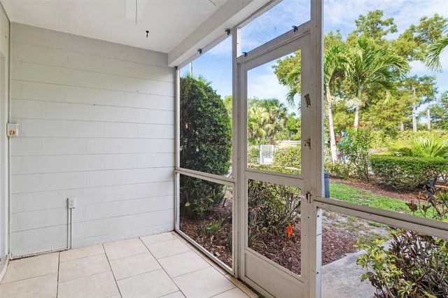 2155 WOOD STREET A14, Sarasota, FL 34237