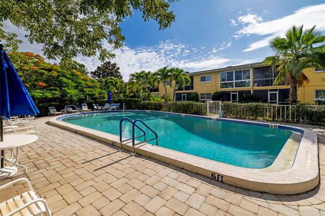 2155 WOOD STREET A14, Sarasota, FL 34237