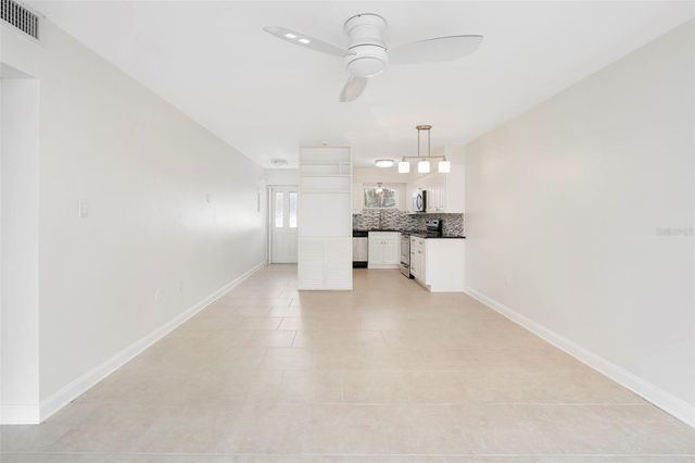 2155 WOOD STREET A14, Sarasota, FL 34237