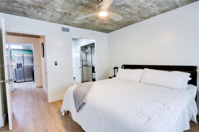 201 NW 7th St 307, Miami, FL 33136