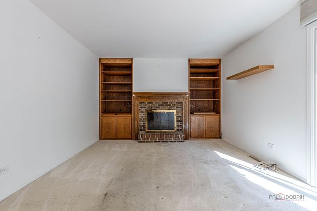 1338 Trinity Place, Libertyville, IL 60048