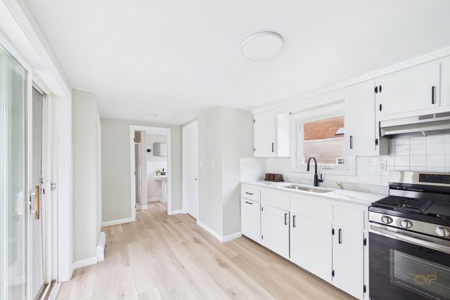 250 Chancery St, New Bedford, MA 02740