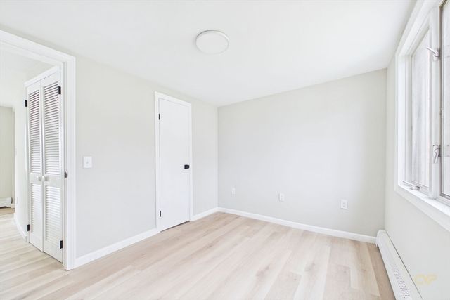 250 Chancery St, New Bedford, MA 02740