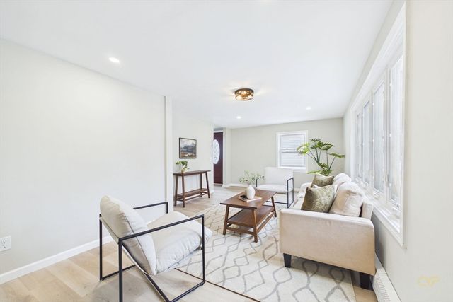 250 Chancery St, New Bedford, MA 02740