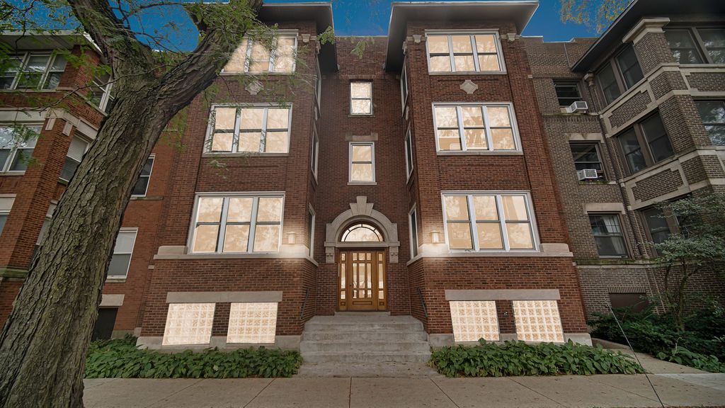 1213 E 53rd Street 3W, Chicago, IL 60615