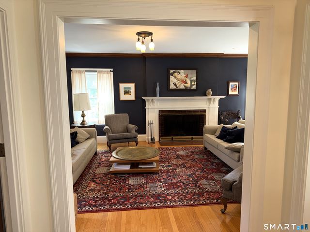 25 Walbridge Road, West Hartford, CT 06119