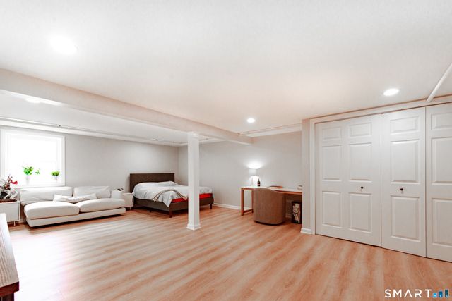 25 Harrison Drive, Hamden, CT 06514
