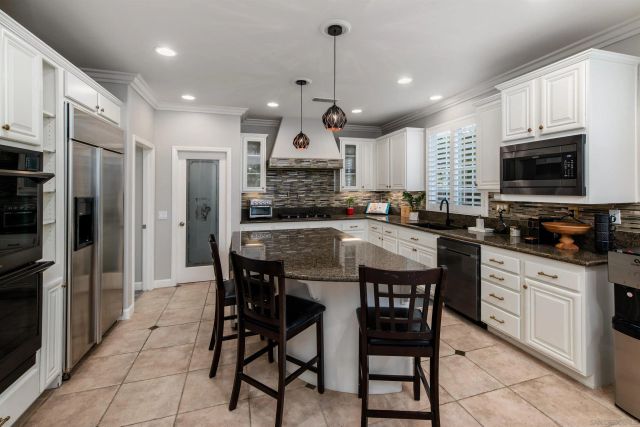 1459 Lighthouse Road, San Marocs, CA 92078