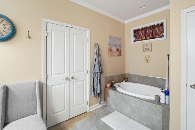 123 Nantucket Loop, Maumelle, AR 72113