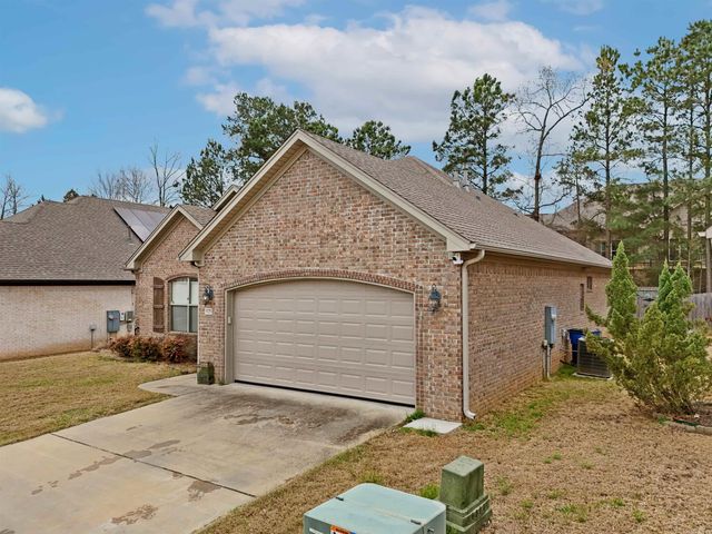 123 Nantucket Loop, Maumelle, AR 72113