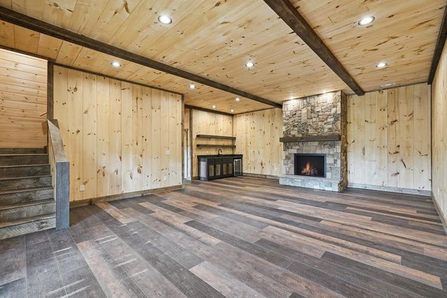 250 Wolf Creek Circle, Mineral Bluff, GA 30559