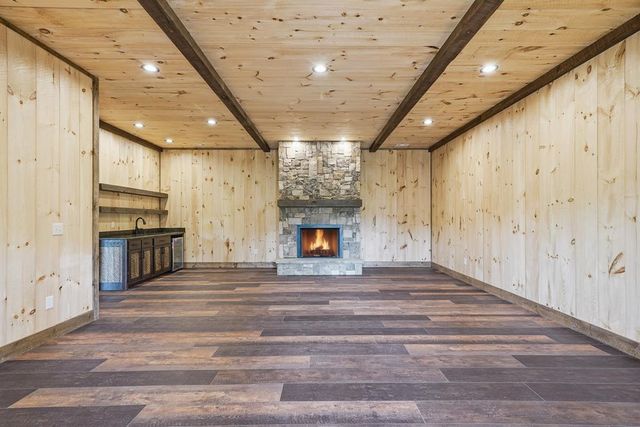 250 Wolf Creek Circle, Mineral Bluff, GA 30559