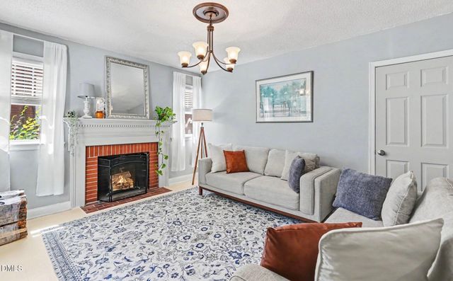 517 E Club Boulevard, Durham, NC 27704