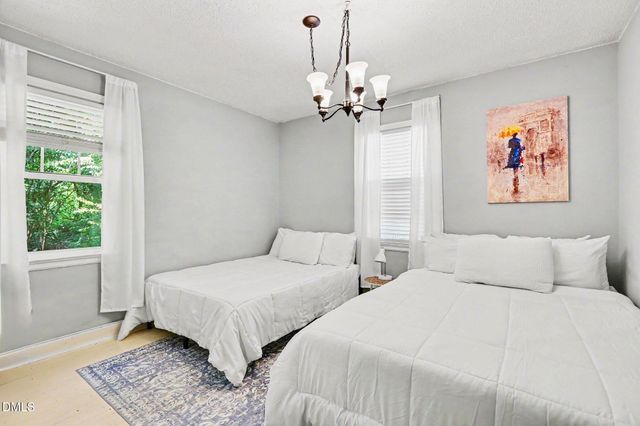517 E Club Boulevard, Durham, NC 27704