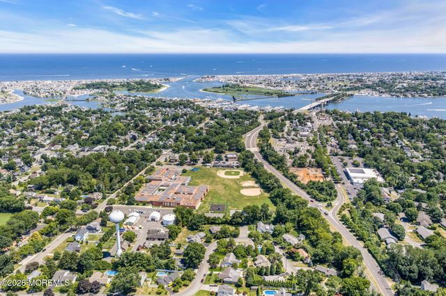 717 Howell Drive, Brielle, NJ 08730