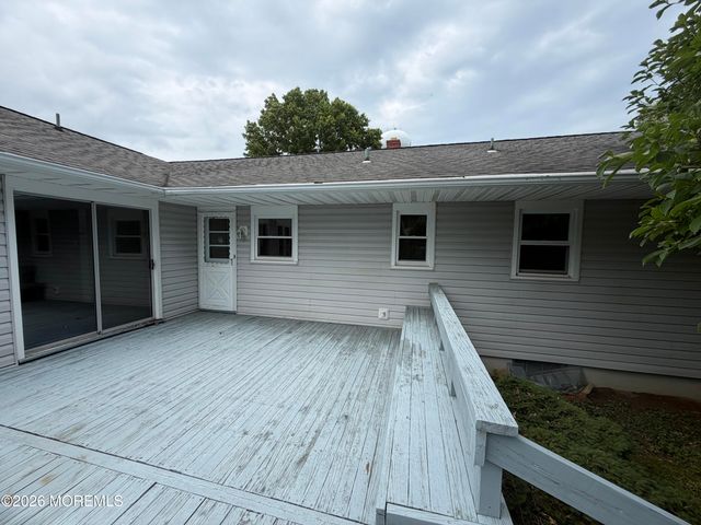 717 Howell Drive, Brielle, NJ 08730