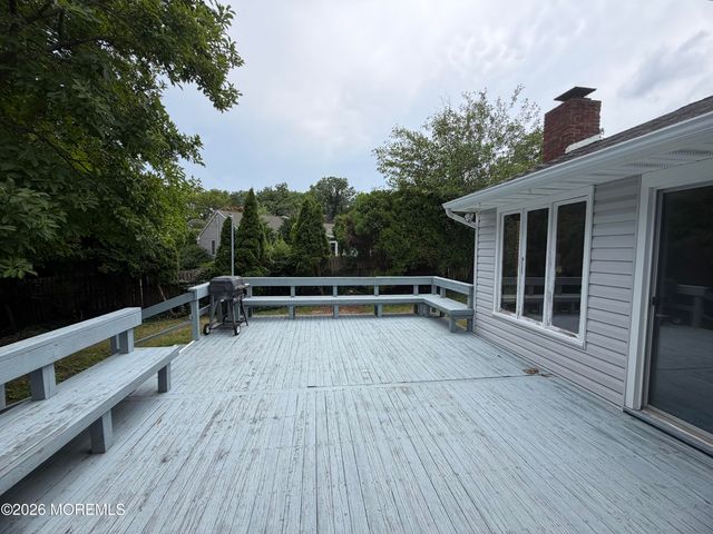 717 Howell Drive, Brielle, NJ 08730