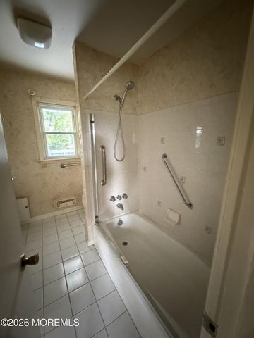 717 Howell Drive, Brielle, NJ 08730
