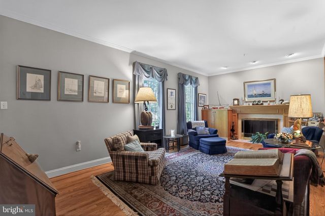 4407 HOLLY HILL RD, Hyattsville, MD 20782