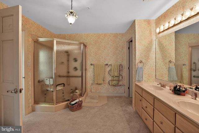 4407 HOLLY HILL RD, Hyattsville, MD 20782