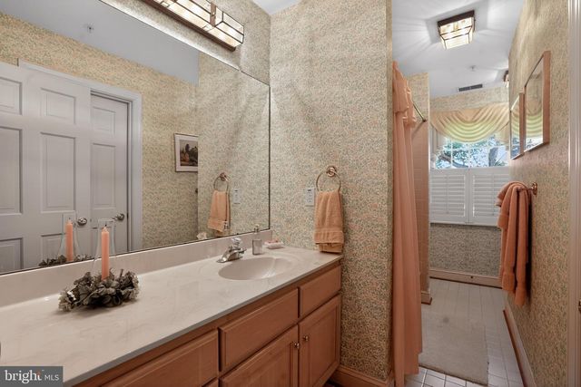 4407 HOLLY HILL RD, Hyattsville, MD 20782