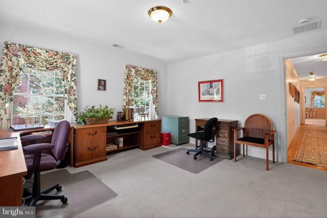 4407 HOLLY HILL RD, Hyattsville, MD 20782