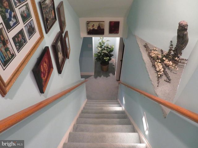 4407 HOLLY HILL RD, Hyattsville, MD 20782