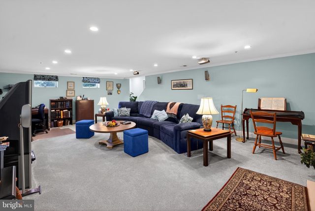 4407 HOLLY HILL RD, Hyattsville, MD 20782