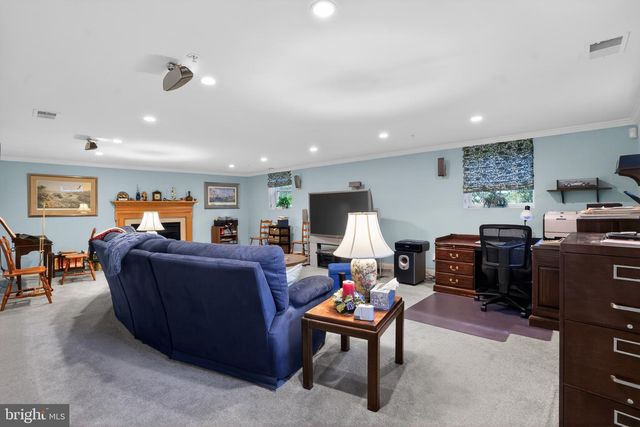 4407 HOLLY HILL RD, Hyattsville, MD 20782