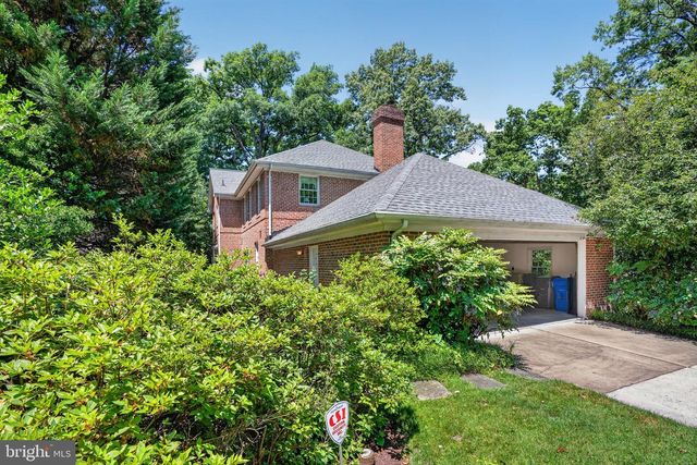 4407 HOLLY HILL RD, Hyattsville, MD 20782