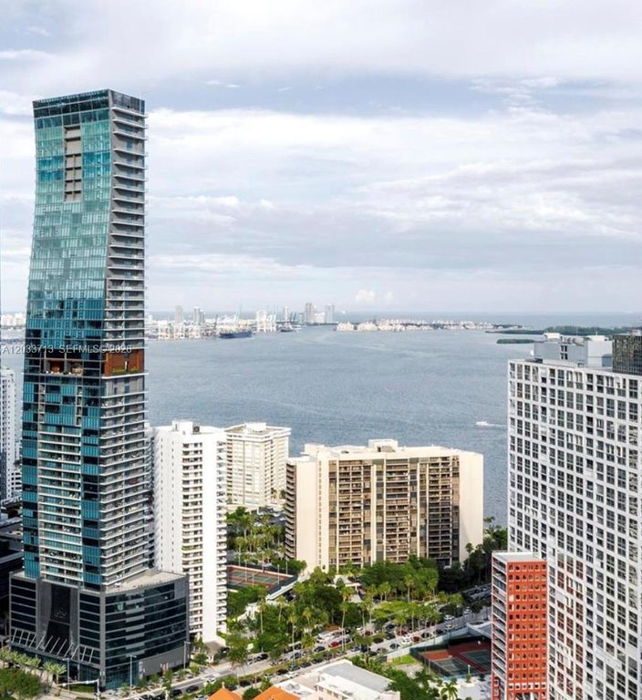 1451 Brickell Ave 2701, Miami, FL 33131
