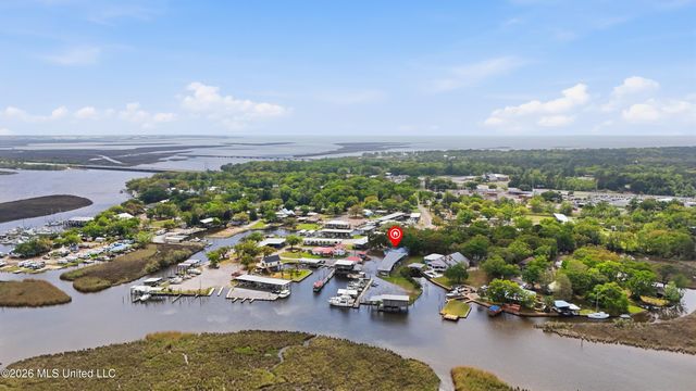 3309 Mary Walker Drive, Gautier, MS 39553