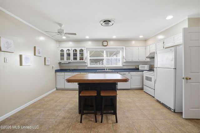 3309 Mary Walker Drive, Gautier, MS 39553