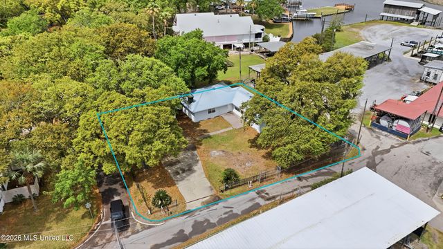 3309 Mary Walker Drive, Gautier, MS 39553