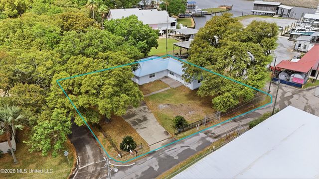 3309 Mary Walker Drive, Gautier, MS 39553