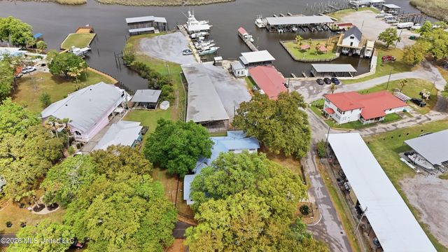 3309 Mary Walker Drive, Gautier, MS 39553