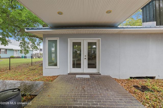 3309 Mary Walker Drive, Gautier, MS 39553