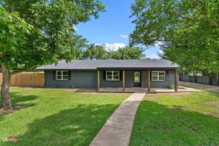 506 E Acacia, Overton, TX 75684