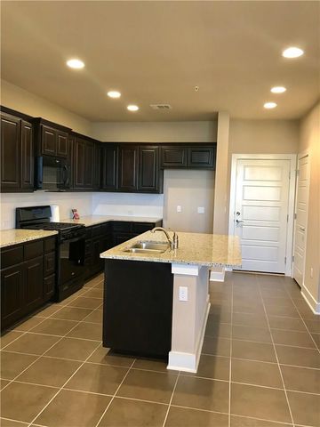 6814 E Riverside DR 95, Austin, TX 78741