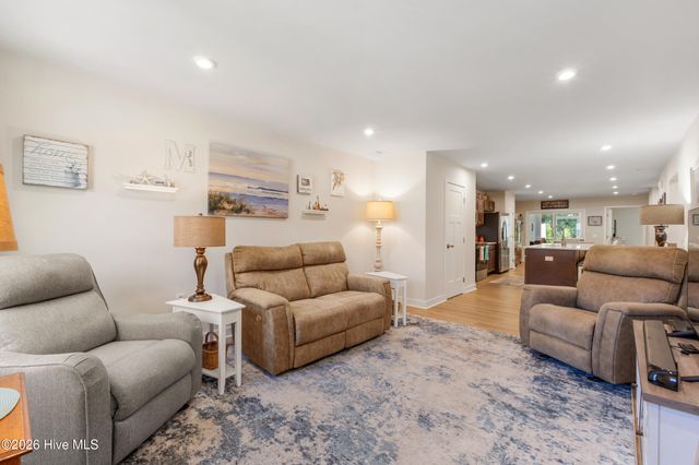 2049 Parow Lane NW D, Calabash, NC 28467