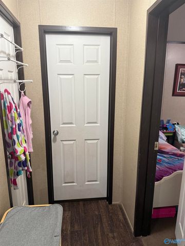 51 Boatfield Lane, Gadsden, AL 35901