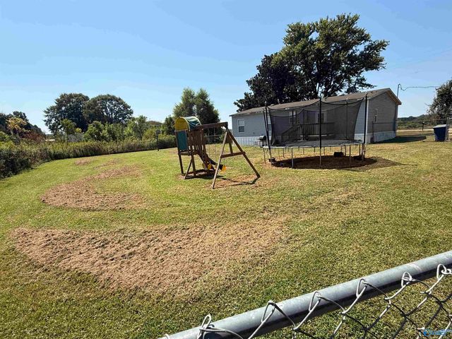 51 Boatfield Lane, Gadsden, AL 35901