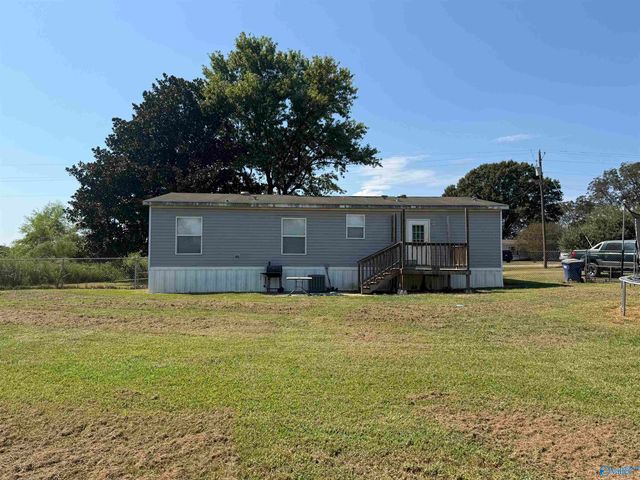 51 Boatfield Lane, Gadsden, AL 35901