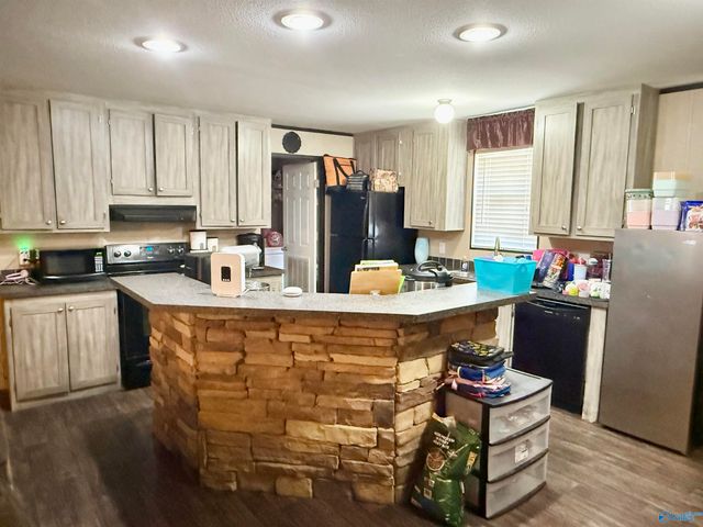 51 Boatfield Lane, Gadsden, AL 35901