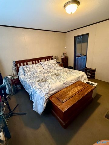 51 Boatfield Lane, Gadsden, AL 35901