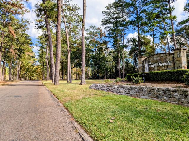 11 Castaway Lane, Coldspring, TX 77331