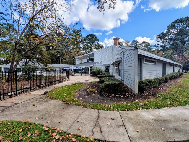 11 Castaway Lane, Coldspring, TX 77331